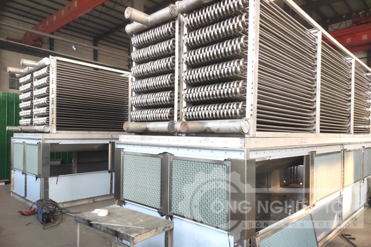 Ảnh cuộn dây trao đổi nhiệt bên trong tháp giải nhiệt mạch kín HACST BNX